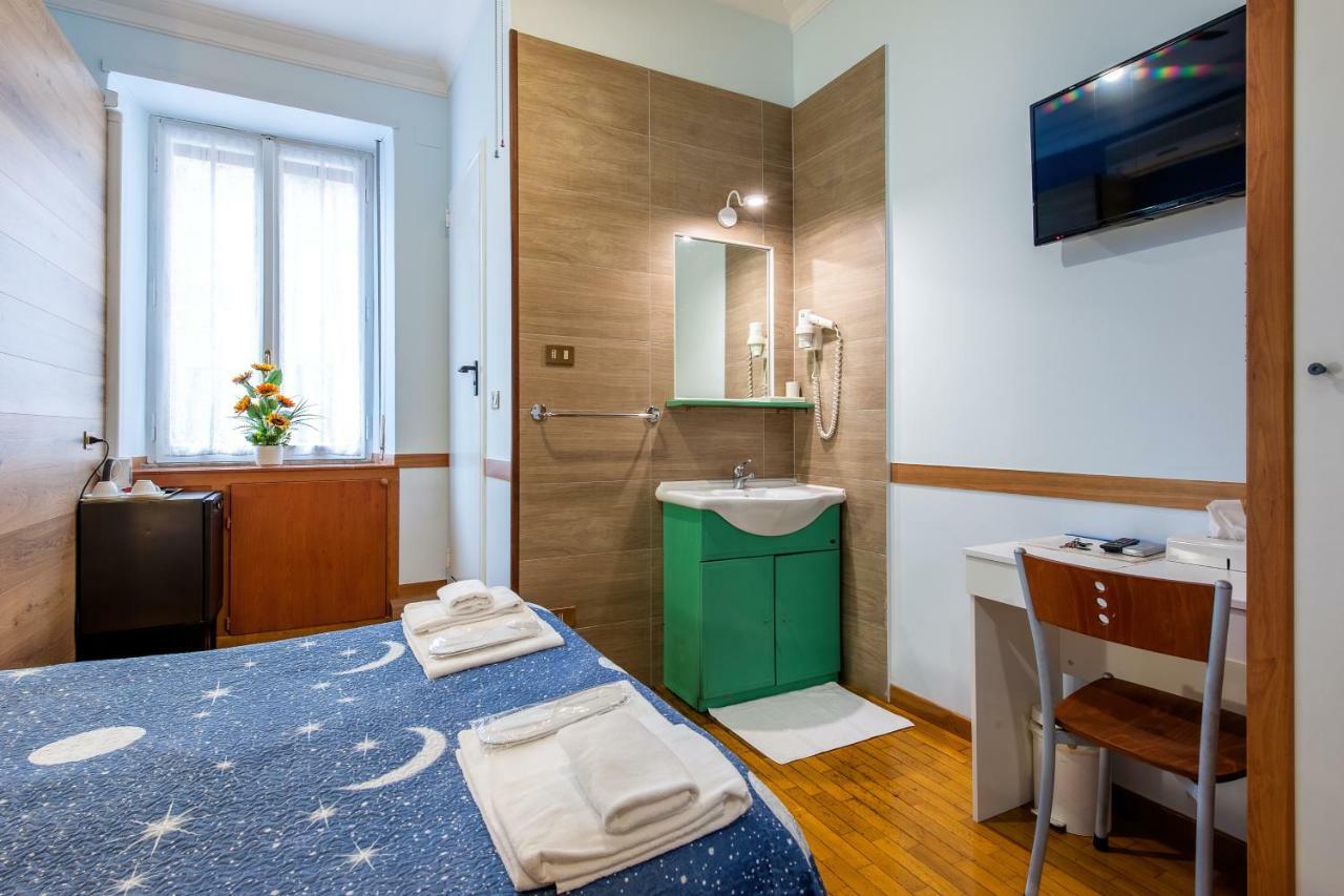 Guest house Alessandro A San Pietro Bed 2*